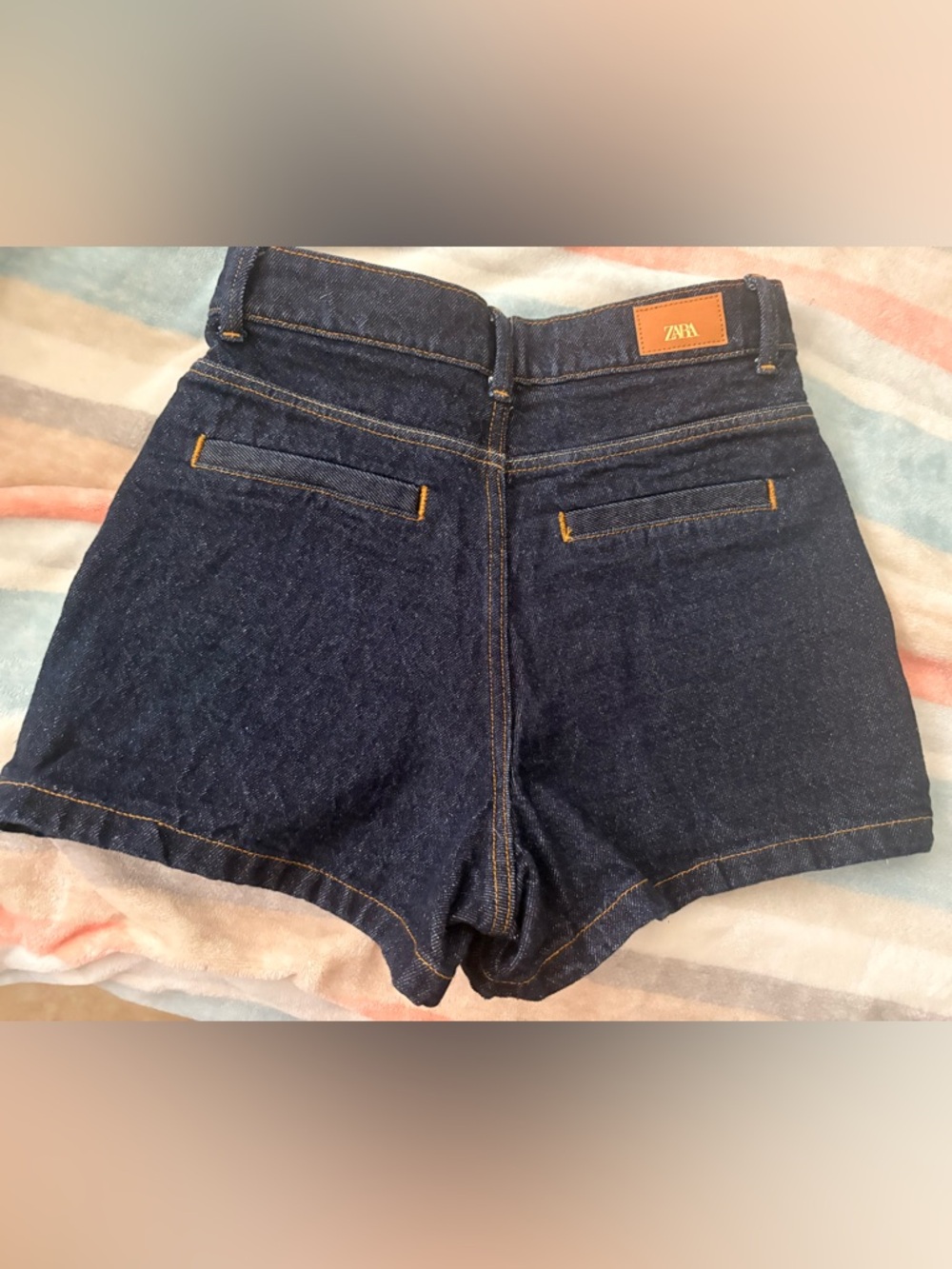 (ZARA BUNDLE)Denim High-Waist Jean Shorts